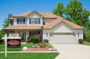 real estate sold sign